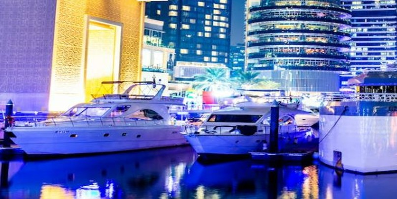 Dubai Yacht Rental